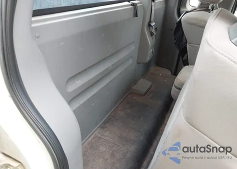 2005 Ford F-150 Stx/Xl/Xlt from USA, damaged, VIN 1FTRF12295NB44330